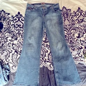 Lei Low Rise Jeans